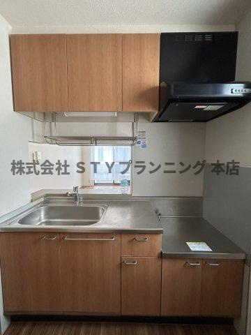 仲介手数料0円！ファミールBのキッチン