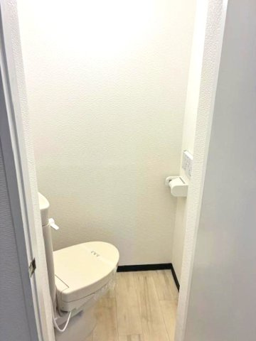 伊丹グリーンハイツのトイレ|2026年4月　トイレ交換
ウォシュレット付き