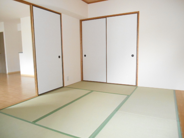 第２エステート松尾の内装