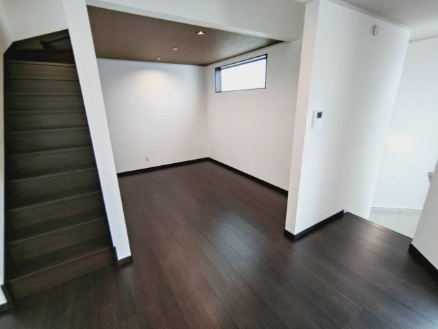 中古戸建の洋室|２階洋室