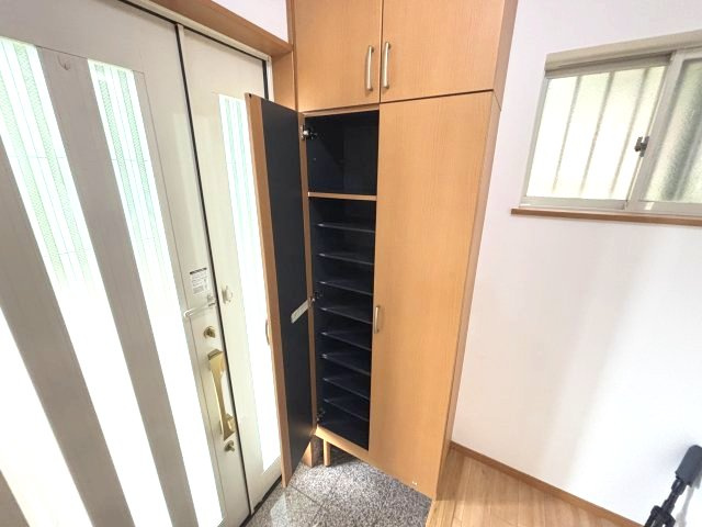 錦織南町貸家の収納