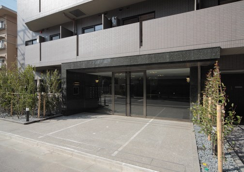 ルーブル蒲田七番館 のエントランス