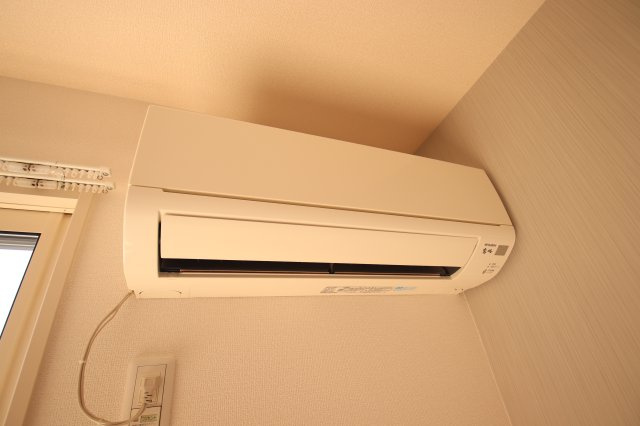 【設備】 | コンフォート大伴 | エアコン