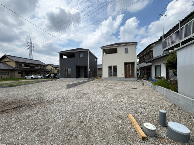 クワイエ　関市貸上町第1　全2区画分譲の駐車場|■駐車場　■ヤマダ不動産　株式会社リライフ　
■夢のマイホーム購入をフルサポートします！