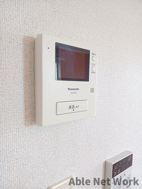 レジデンスオオギⅠのセキュリティ|安心のカメラ付きインターホン