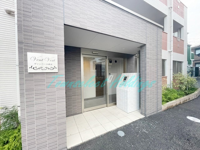 横浜市戸塚区上矢部町の賃貸マンションのエントランス|オートロック付き♪