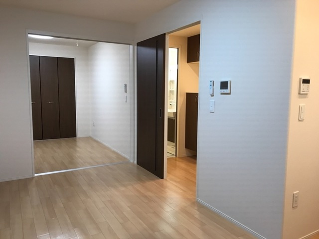 横浜市戸塚区上矢部町の賃貸マンションの寝室|使いやすい間取りの洋室♪
