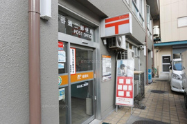 四谷通二郵便局まで475m
