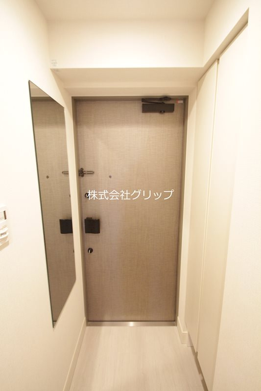 スクエアシティ横濱山手の玄関