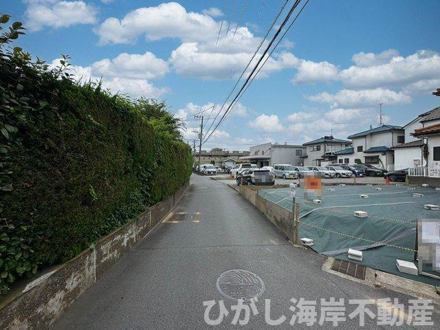 茅ケ崎市萩園　売地の前面道路含む現地写真|現地外観
