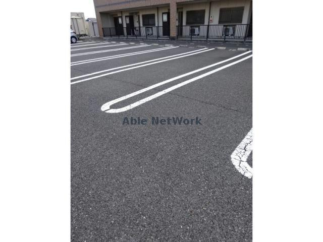 フォンテーヌ・パレスＡの駐車場|駐車場