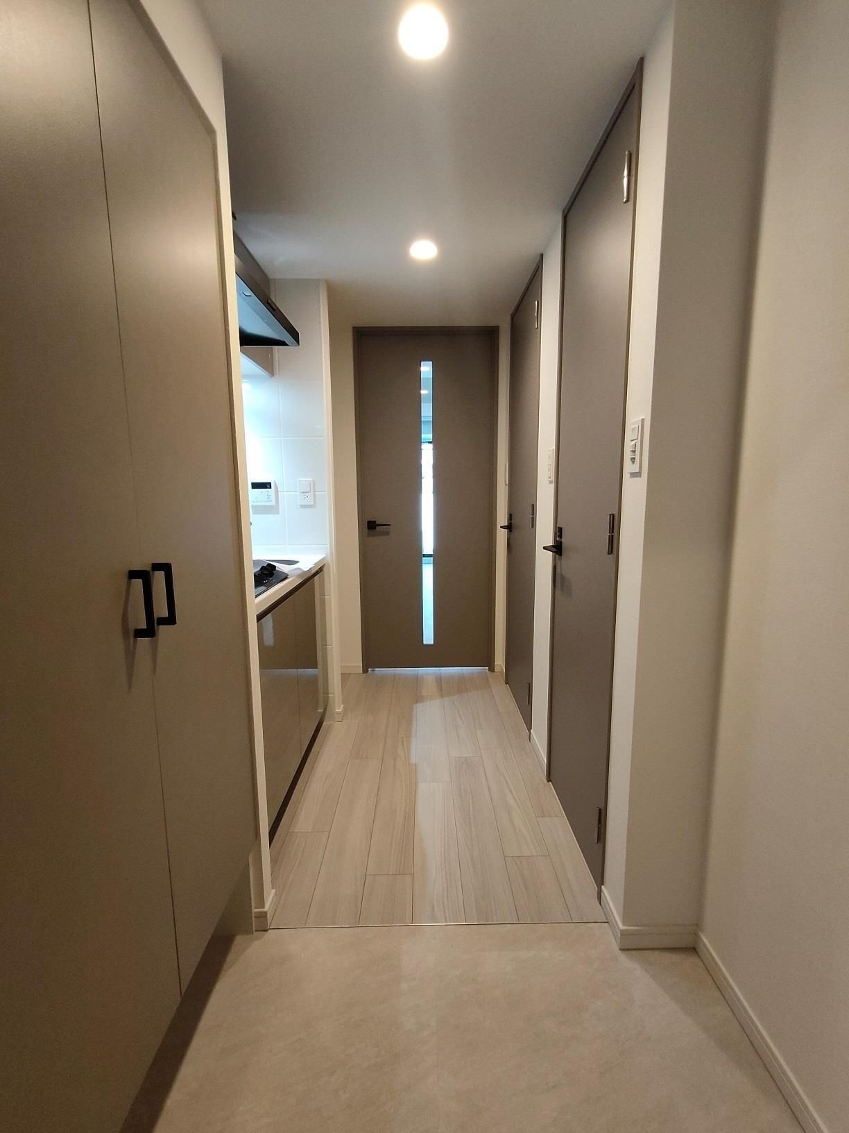 S-RESIDENCE阿波座bouncyの玄関
