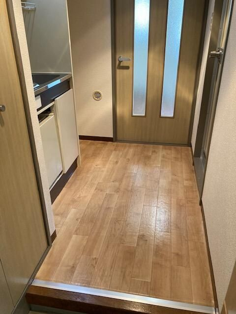 菱和パレス駒場東大前の玄関
