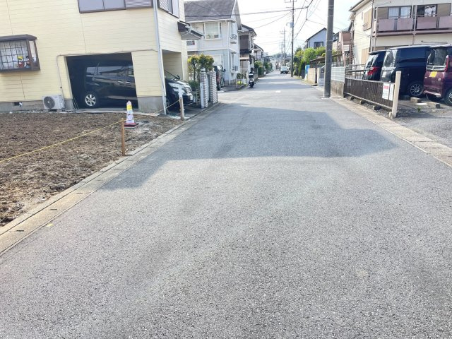 南大野１丁目　新築の外観|前面道路の様子