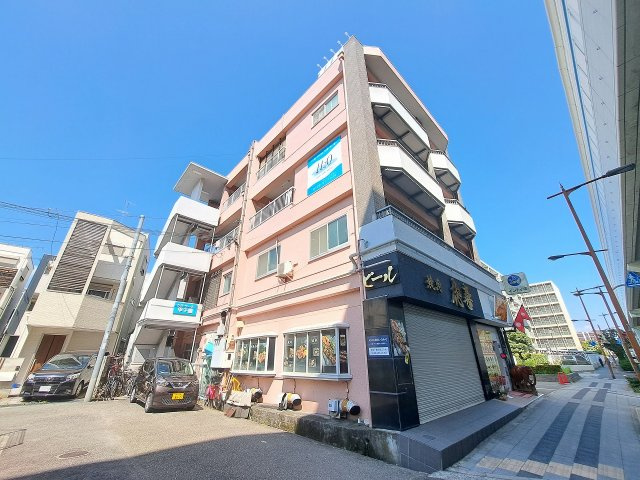 エイチ・ツーオー甲子園の外観