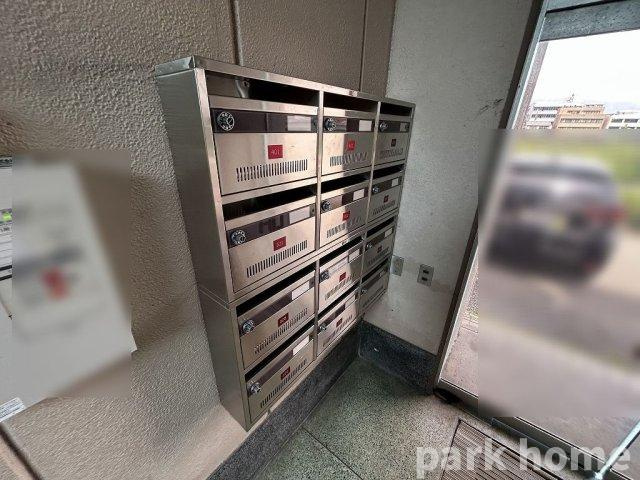 コーポ石立のエントランス|毎日通るエントランスはこのようになっています