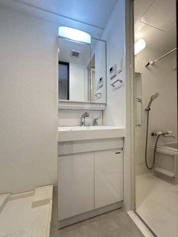 S-RESIDENCE大阪同心の洗面所