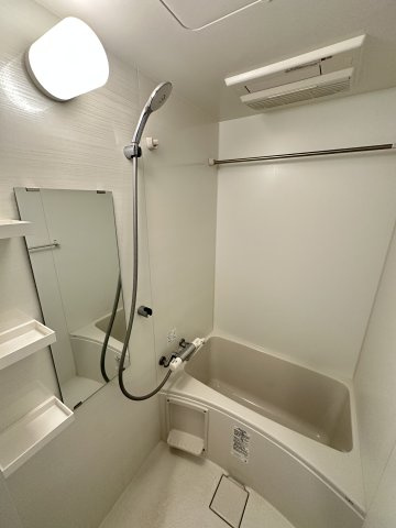 S-RESIDENCE大阪同心の浴室