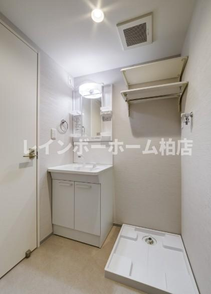 robot home Kanamachiの独立洗面台|独立洗面台あり、毎朝おしゃれに忙しい女性の方におすすめです