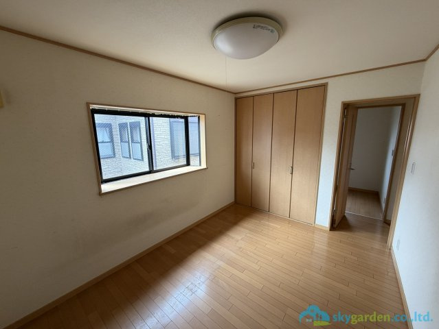 平塚市岡崎　中古戸建の寝室