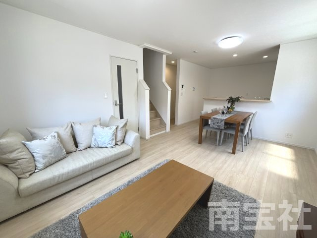 【居間・リビング】