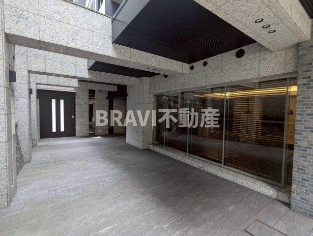 シエリア大手前 BRAVI不動産のエントランス