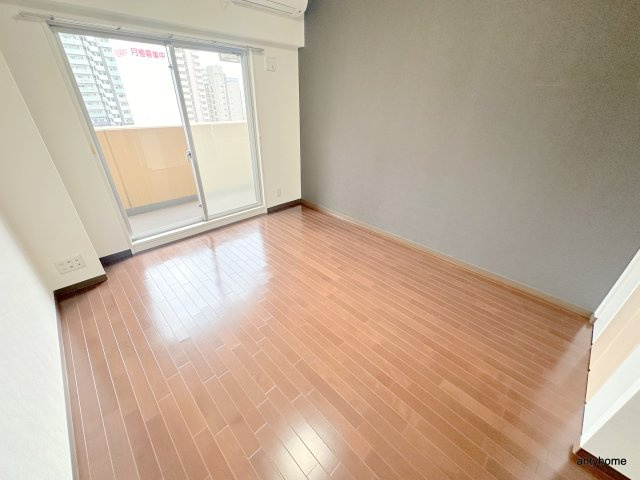 KDXレジデンス難波　仲介手数料無料の居間・リビング