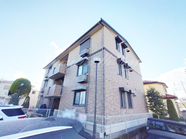茅ヶ崎市柳島のアパート
