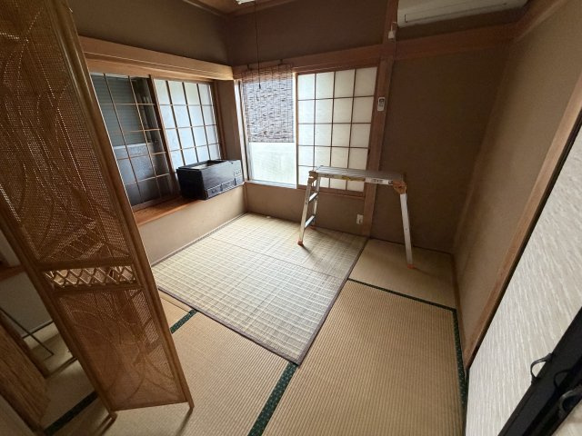 函南町　伊豆エメラルドタウン別荘地の和室