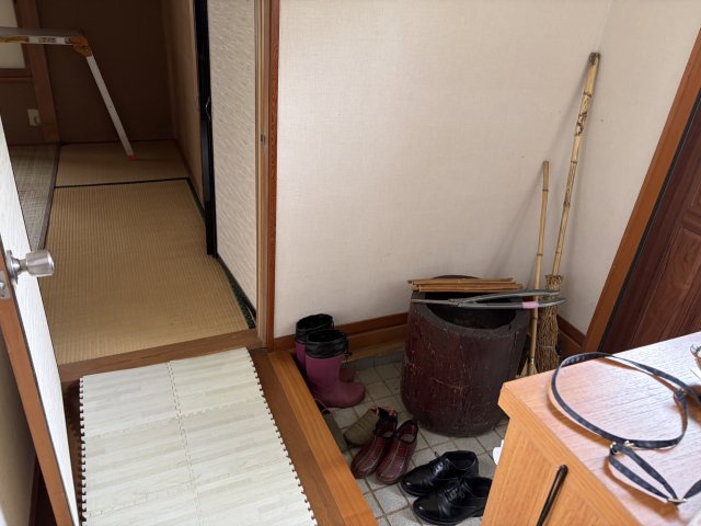 函南町　伊豆エメラルドタウン別荘地の玄関