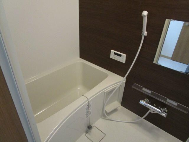 フェンガリ西台の浴室