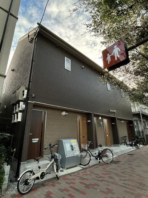 フェンガリ西台