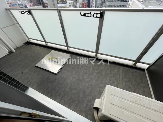 プレサンス松屋町駅前デュオのバルコニー