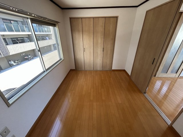 コーポ寺岡の洋室