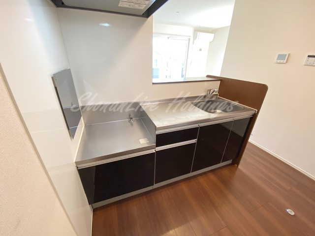 藤沢市円行１丁目のアパートのキッチン