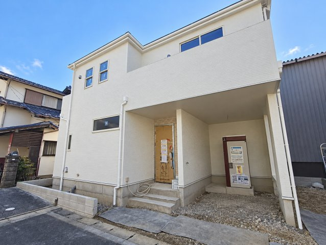 三郷市　鷹野1丁目　新築戸建　全1棟の外観|外観です