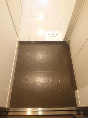 セジョリ王子駅前の玄関