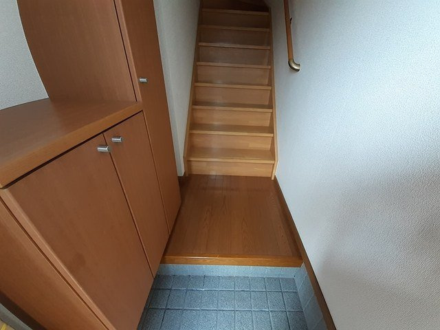 コンフォール穂波の玄関|明るい玄関です