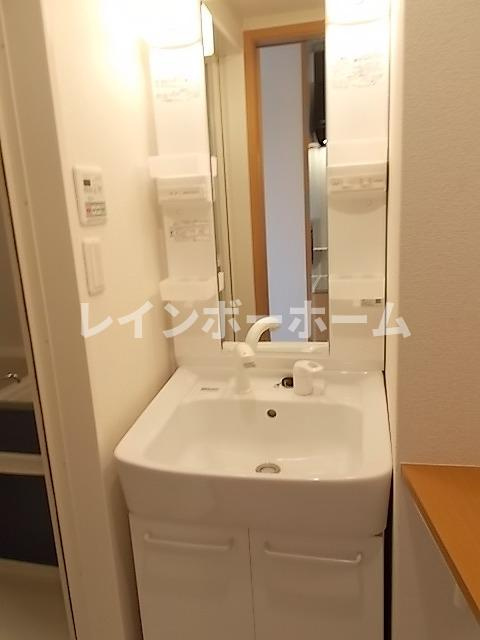 ブルーテルの独立洗面台