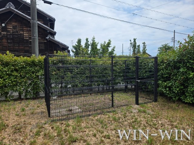 牟呂公文町貸家の庭