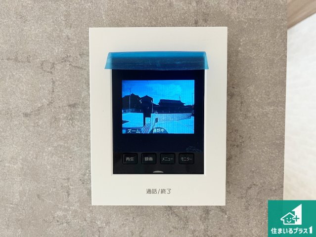 加古川市野口町坂元　新築一戸建ての防犯設備|カラーモニターインターホン！声だけでなく来訪者の姿や顔がモニターで確認できるので、小さなお子様がいらっしゃるご家庭でも安心できます！