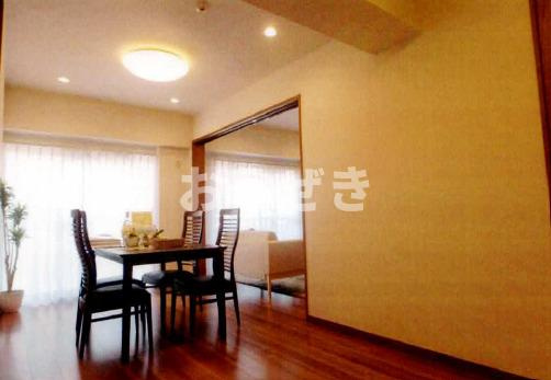 トーア川崎マンションの内装