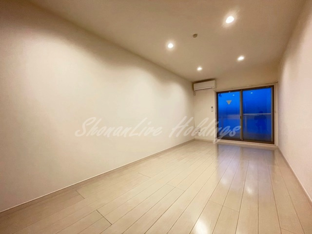 鎌倉市岡本２丁目の賃貸マンションの居間・リビング