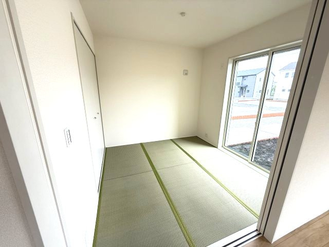 リーブルガーデンS第18渋川金井　1号棟の和室|【イメージ写真】4.5帖和室です♪和室があれば、来客や子供用のスペースとして活躍しますよ。