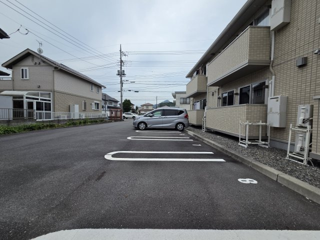 サングランジュの駐車場