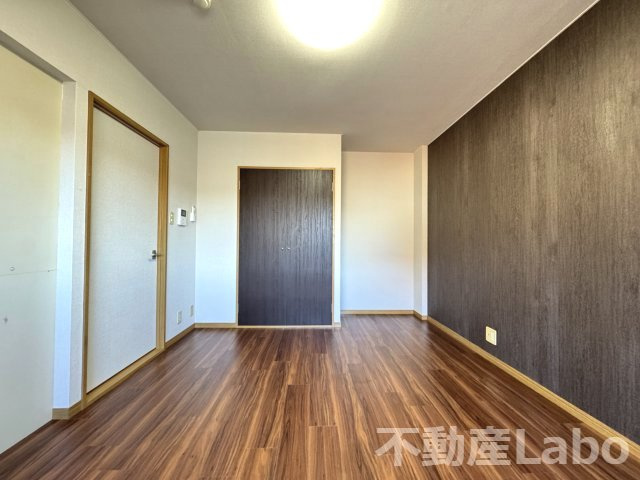 ピュアメゾン阿部の洋室