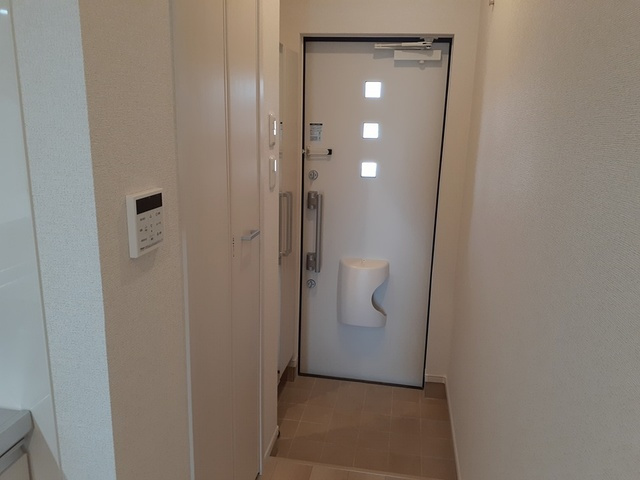 ユニゾン花月Ⅱの玄関