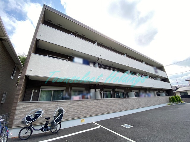 藤沢市鵠沼神明３丁目のアパート