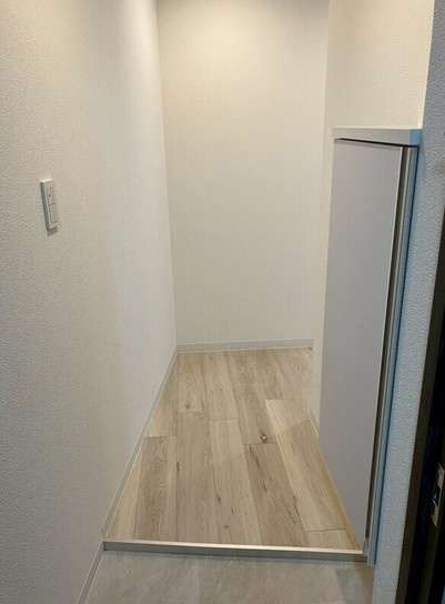 【玄関】