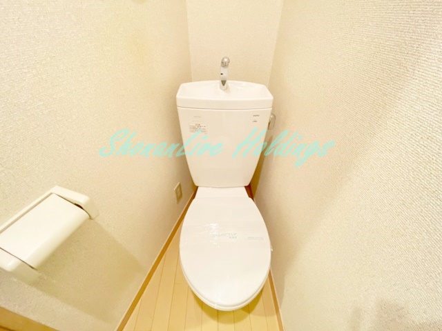 鎌倉市由比ガ浜１丁目の賃貸マンションのトイレ